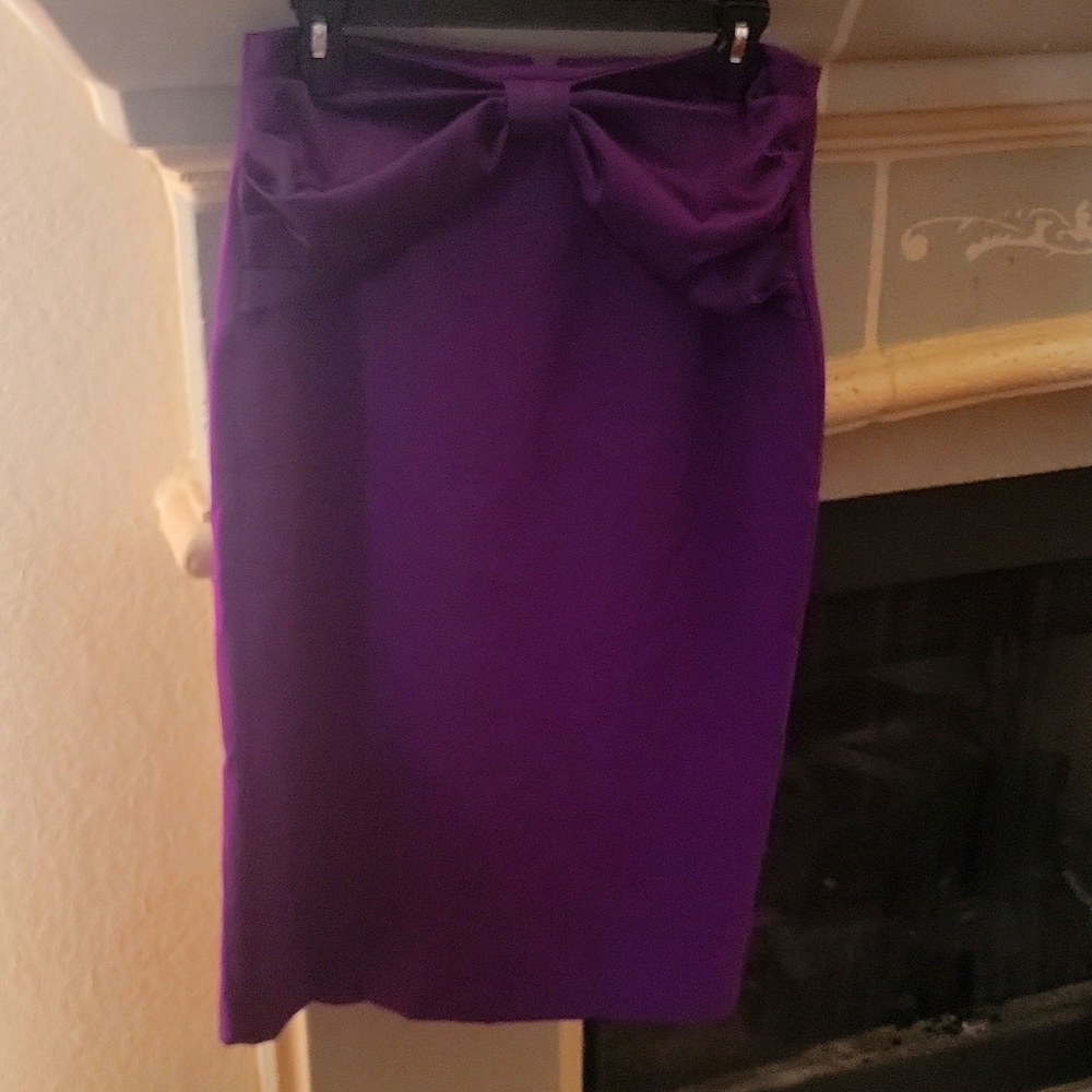 Pencil skirt